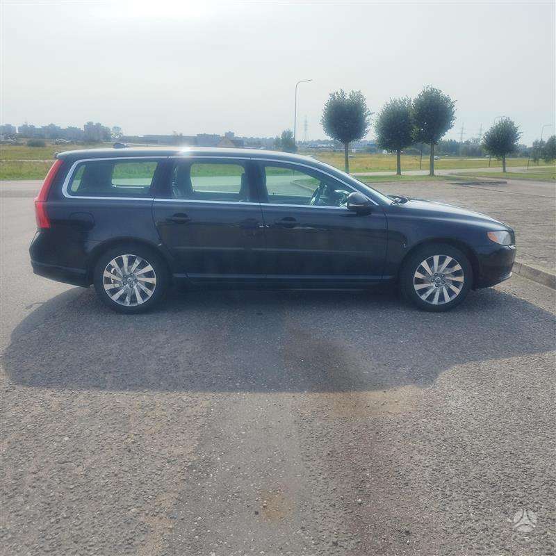 Volvo V70, 2.0 l., Универсал
