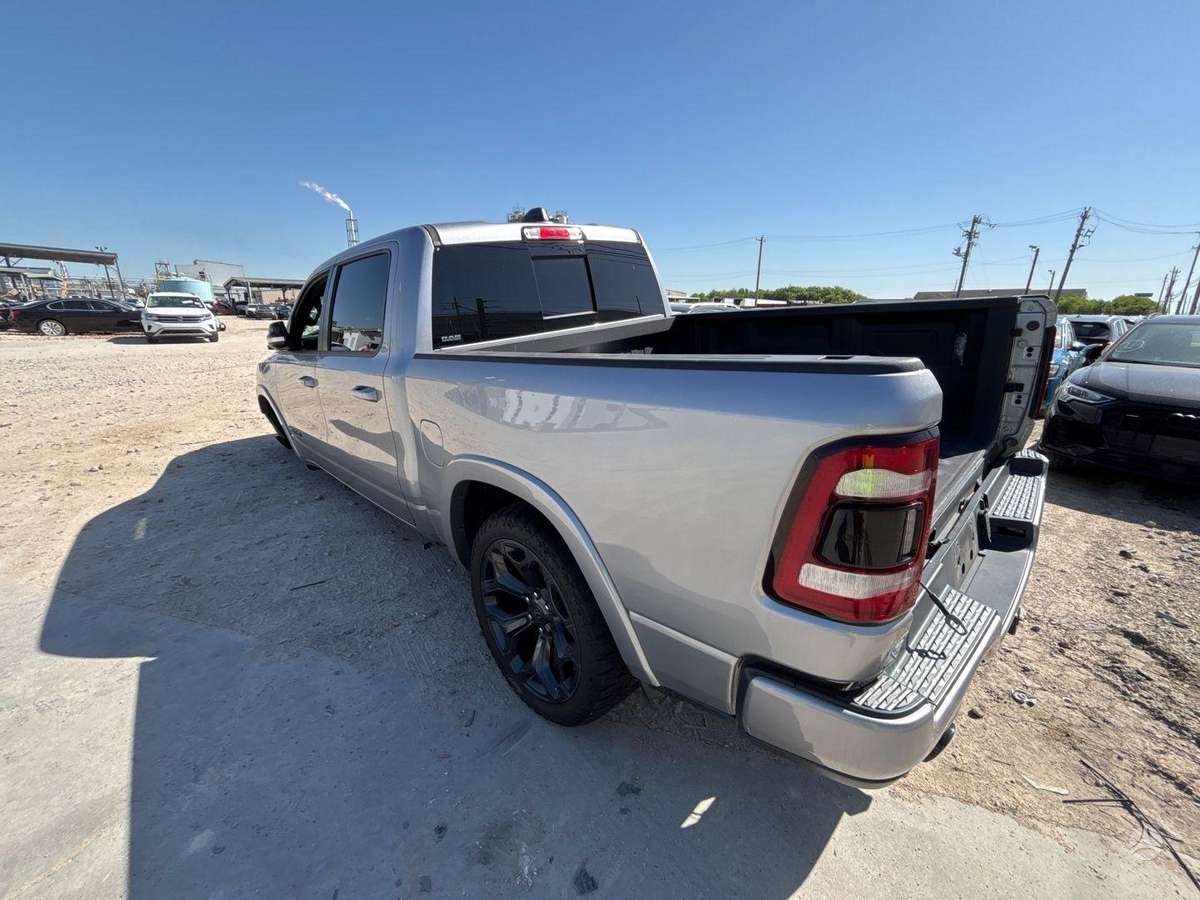 Dodge Ram kėbulo dalys