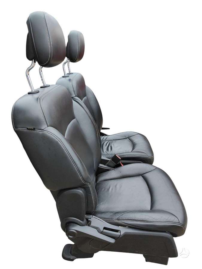 Dodge Journey сиденья