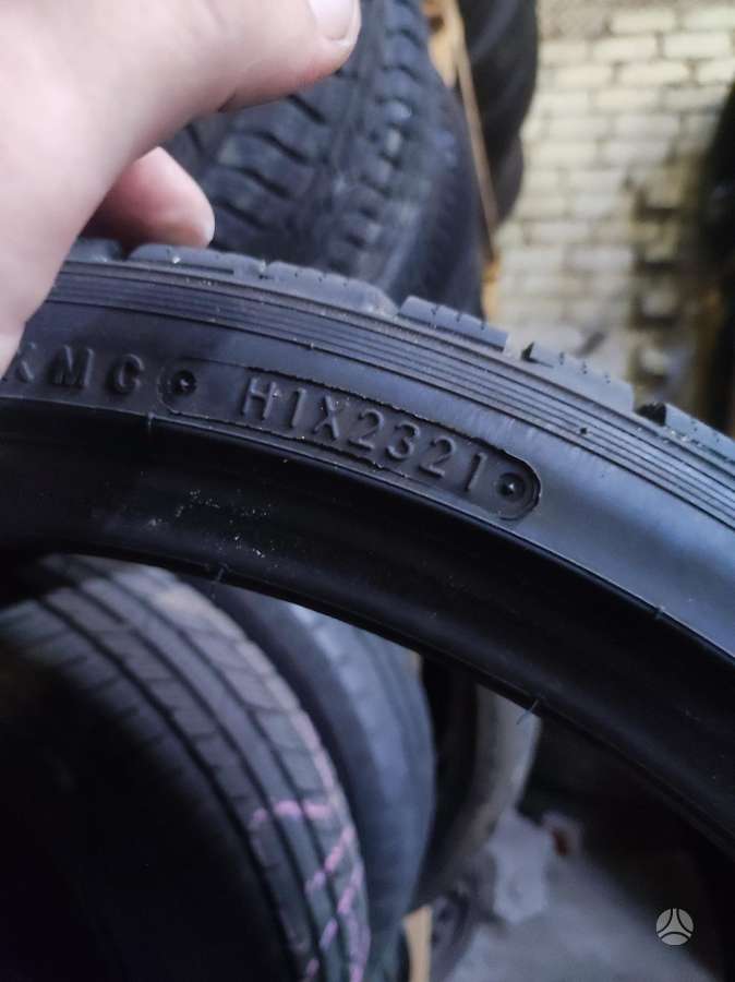 Toyo, зимние 265/30 R20