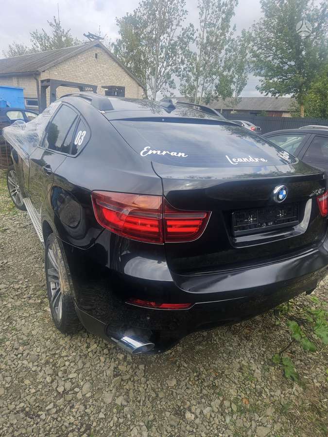 BMW X6