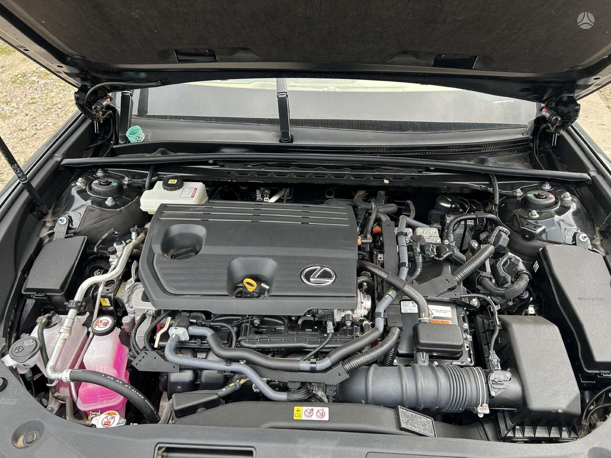 Lexus ES klasė