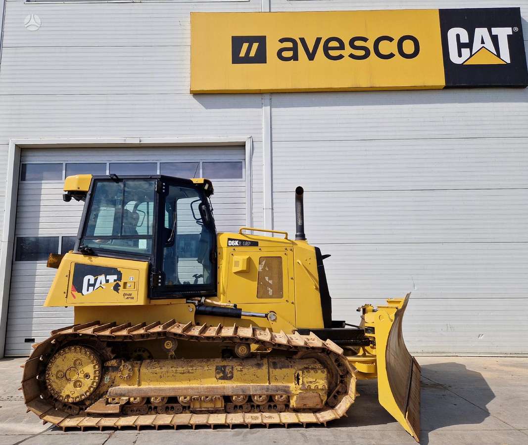 Caterpillar D6K2, buldozeriai