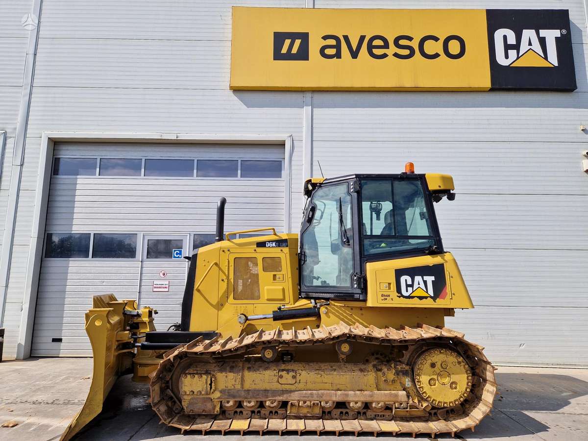 Caterpillar D6K2, bulldozer