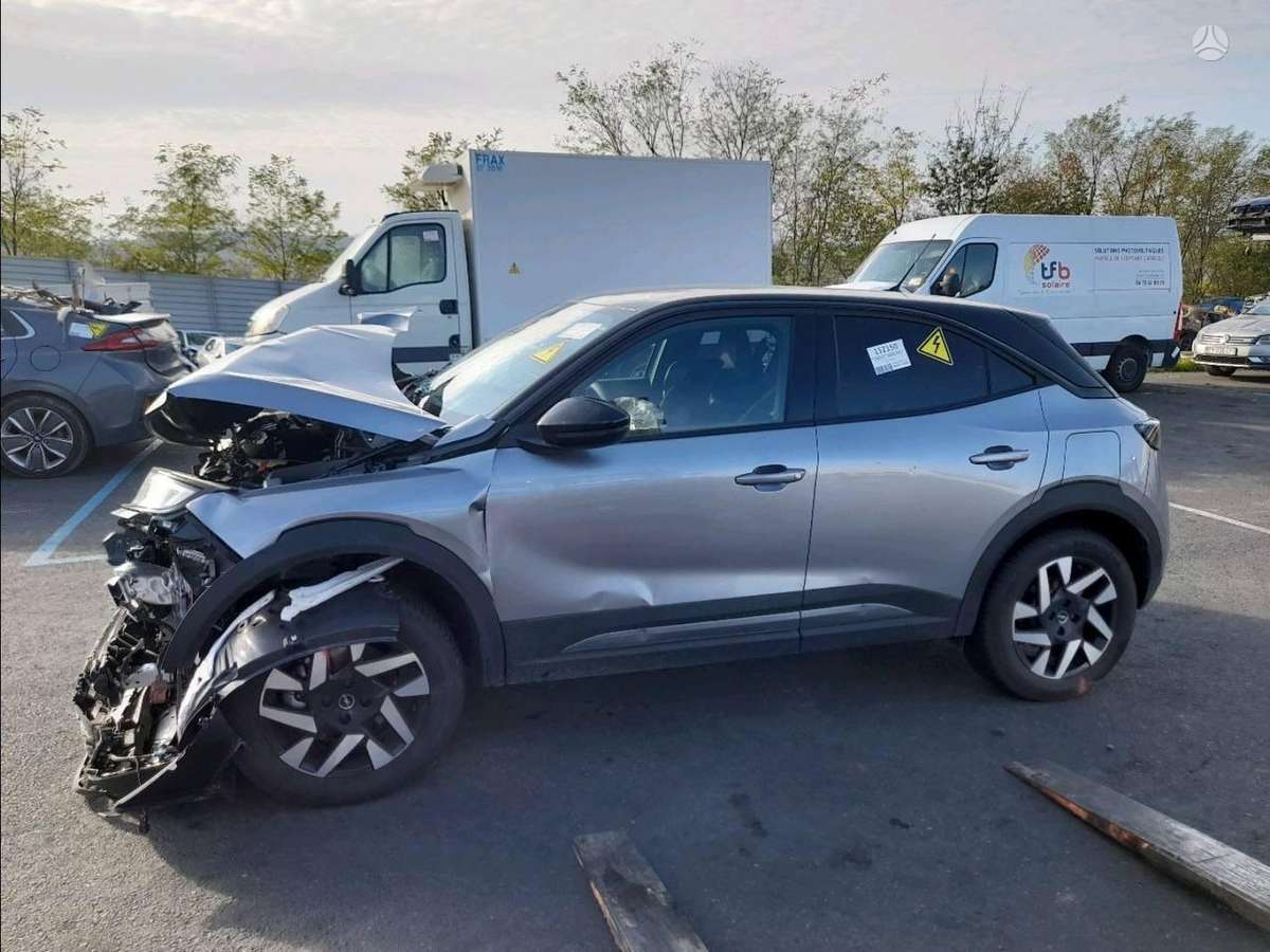 Opel Mokka dalimis. Europa