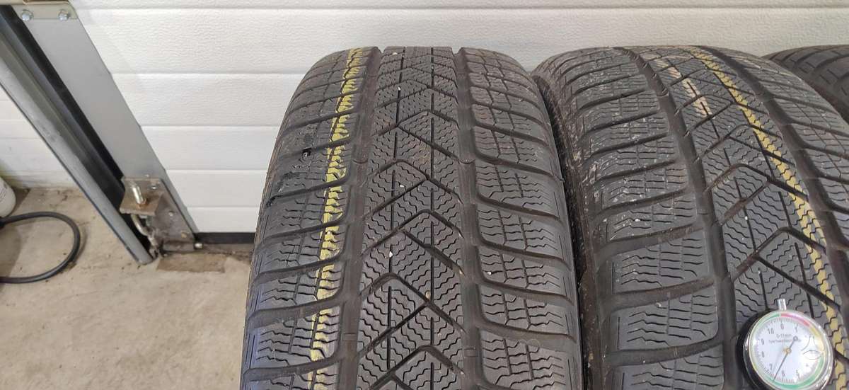 Pirelli Soto Zero 3 + priekines, winter 255/40 R18
