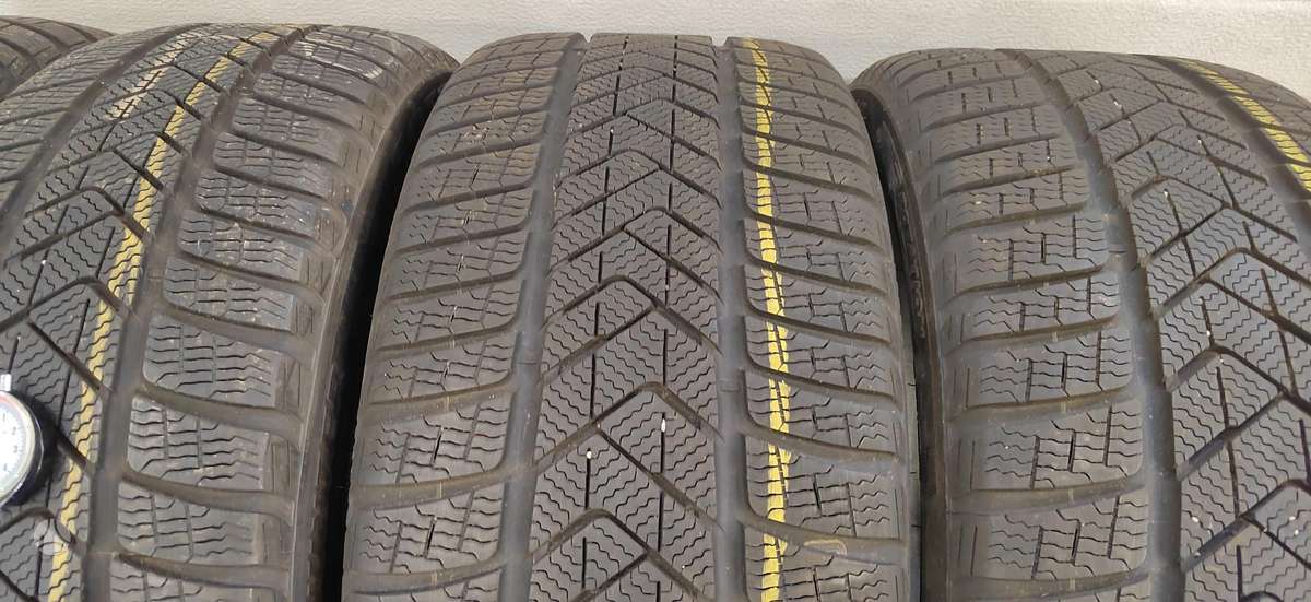 Pirelli Soto Zero 3 + priekines, winter 255/40 R18