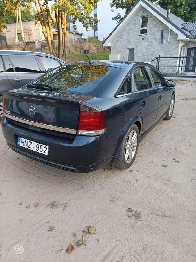 Opel Vectra, 2.2 l., Хэтчбек