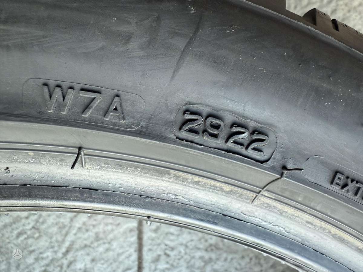 Firestone Winterhawk4, winter 235/45 R18