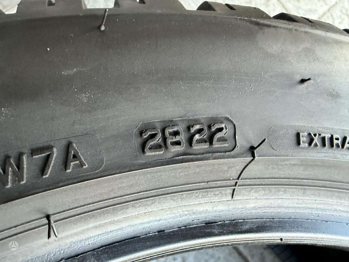 Firestone Winterhawk4, winter 235/45 R18