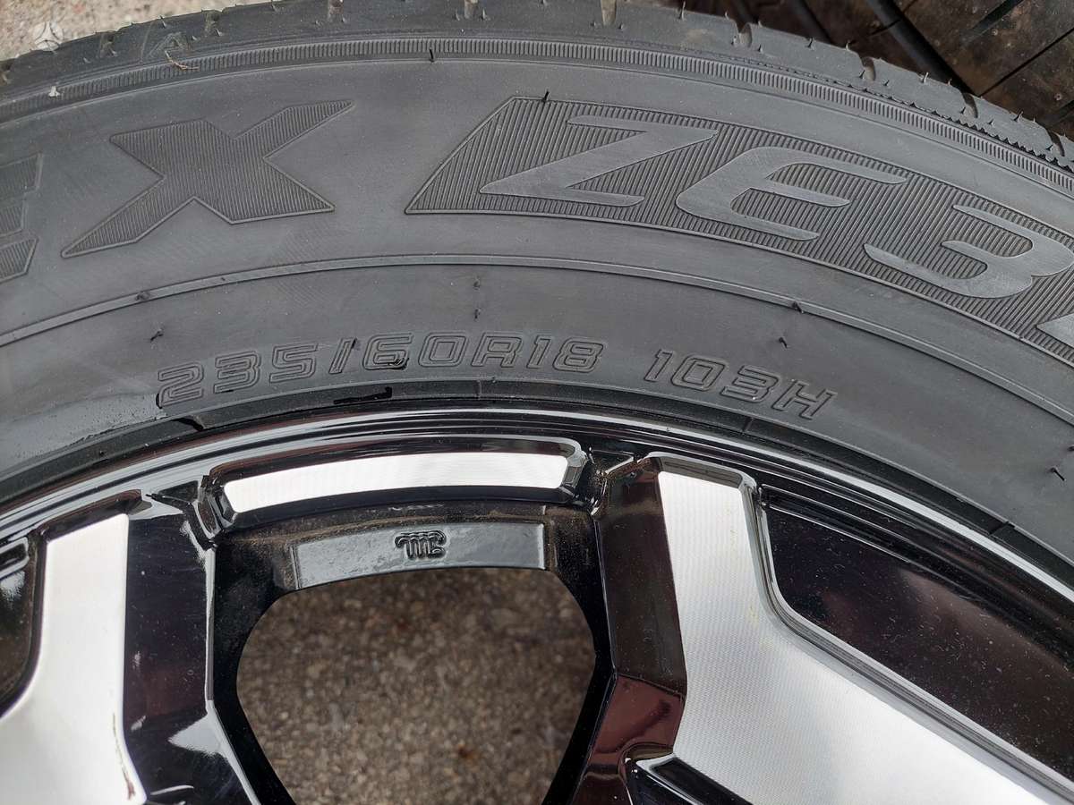 Falken, летние 235/60 R18