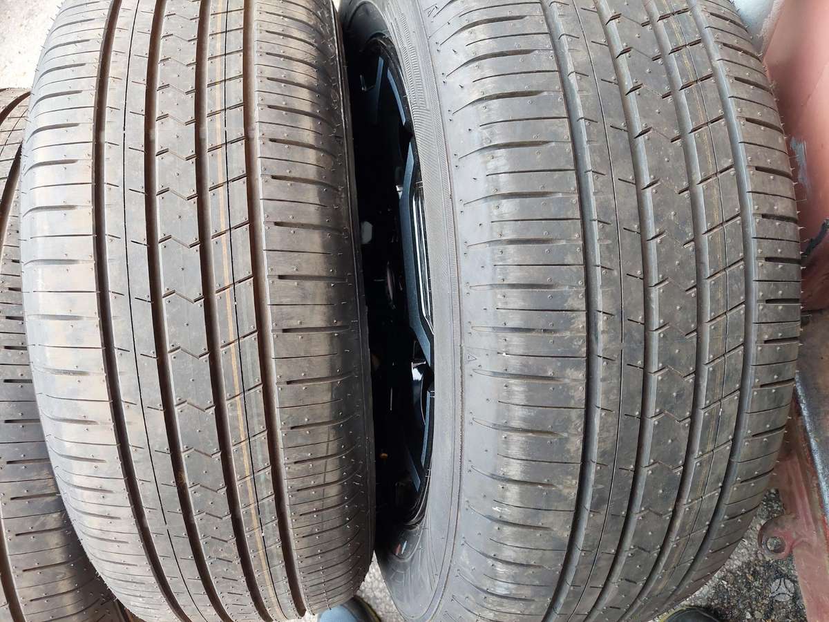 Falken, summer 235/60 R18