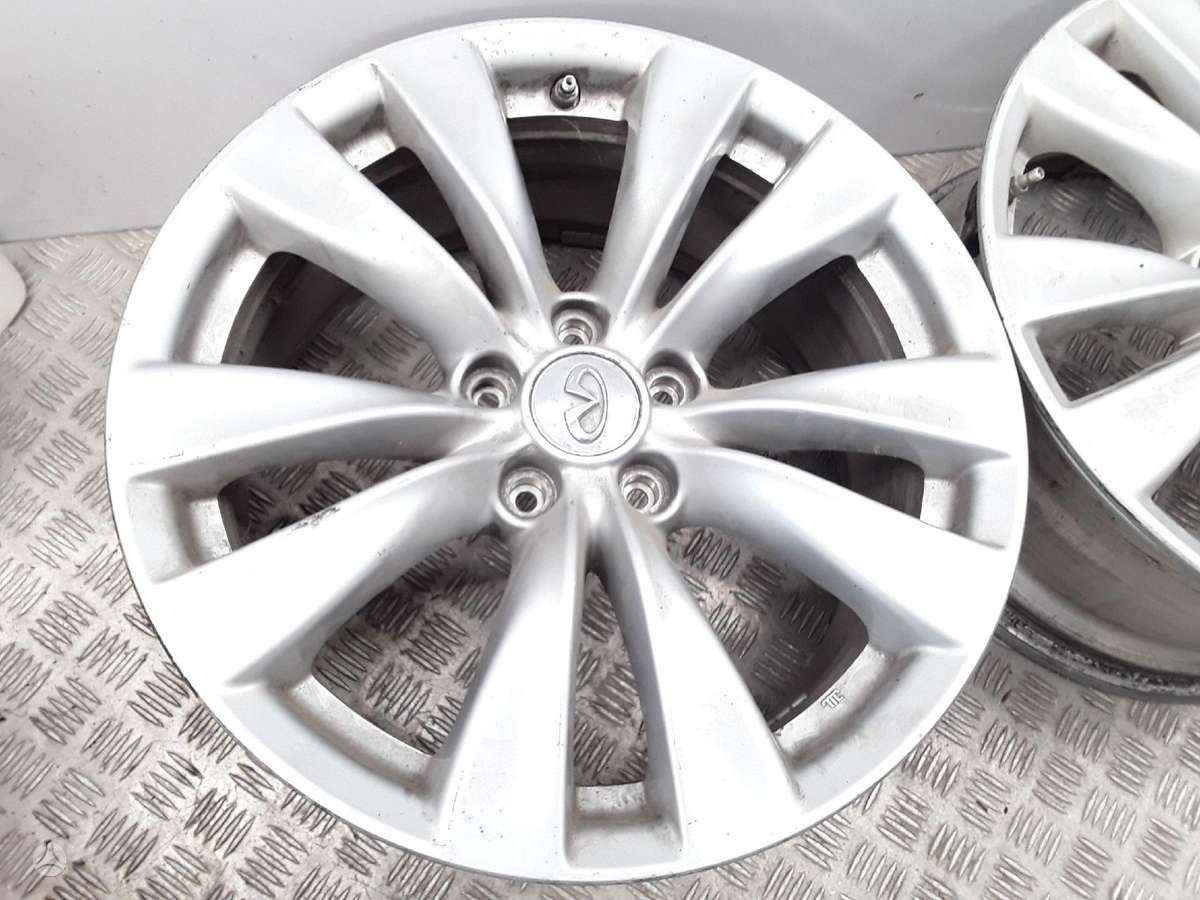 Infiniti M30D, легкосплавные , R18