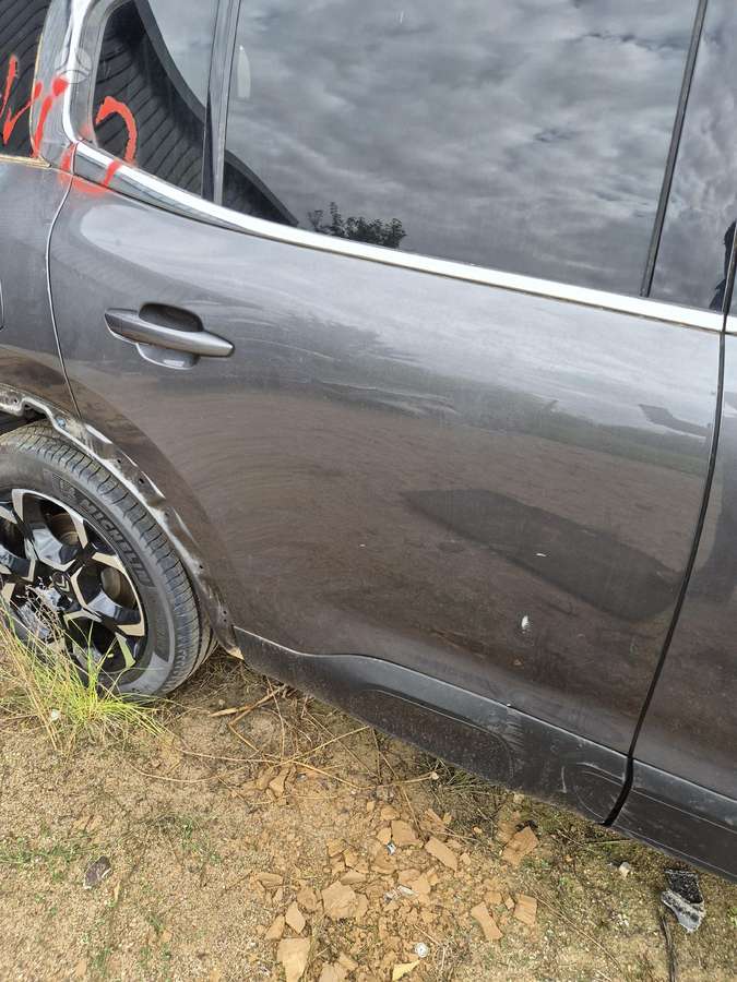 Citroen C5 Aircross dalimis