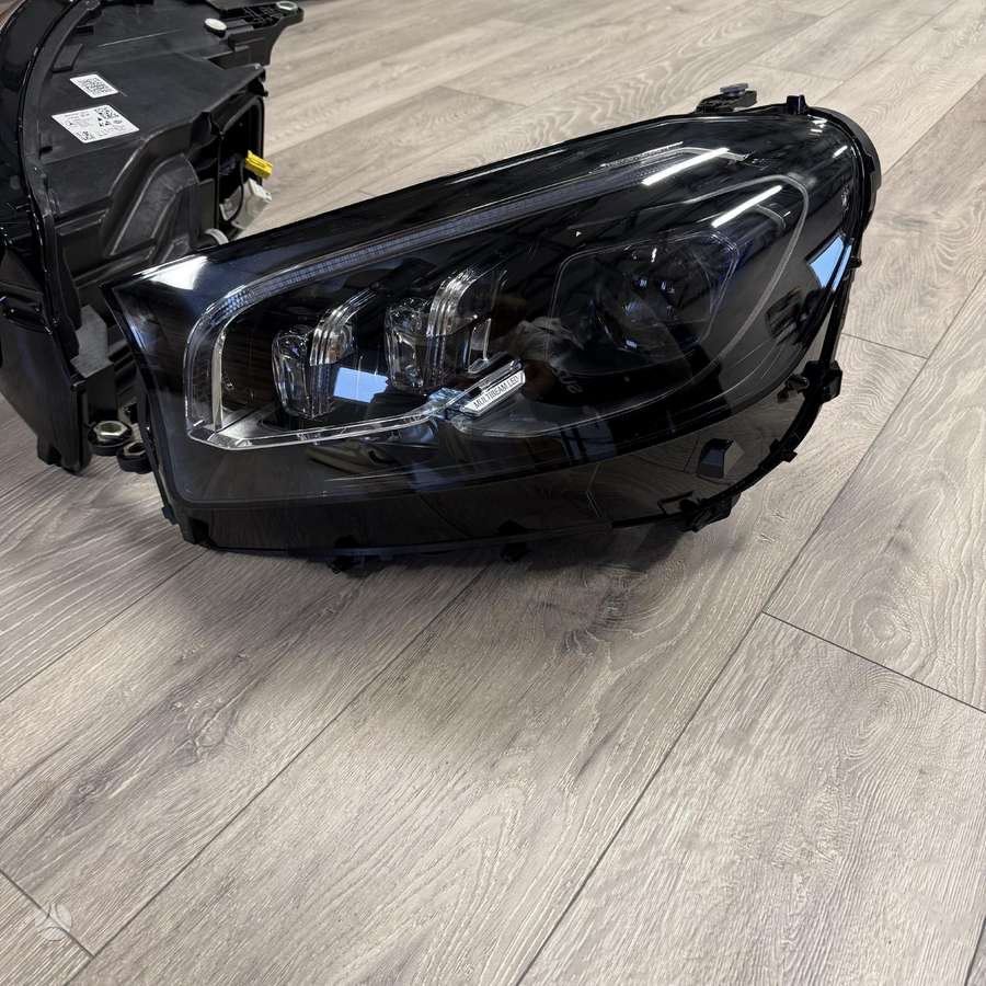 Mercedes-Benz GLS klasė lights