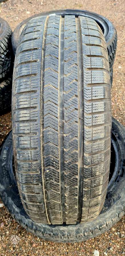 Vredestein, winter 215/55 R18