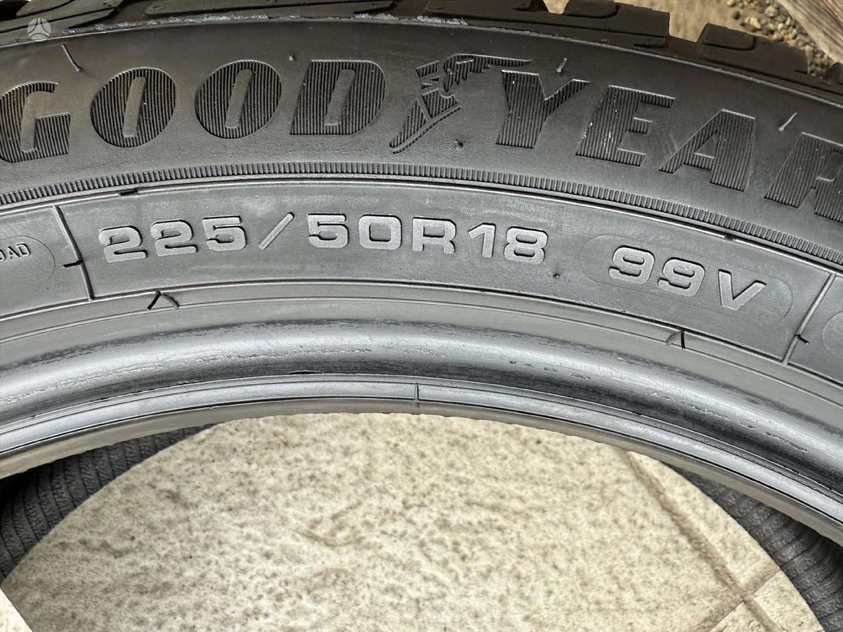 Goodyear Ultragrip performance+, winter 225/50 R18