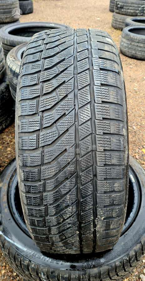 Falken, зимние 235/45 R19