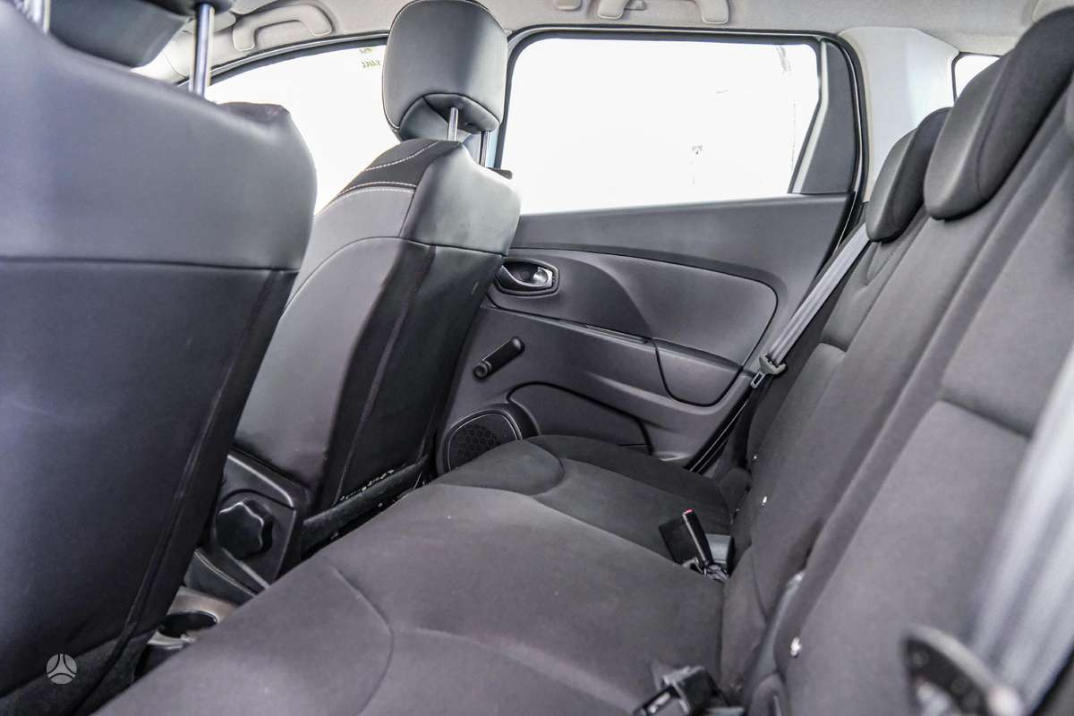 Renault Clio, 0.9 l., hatchback