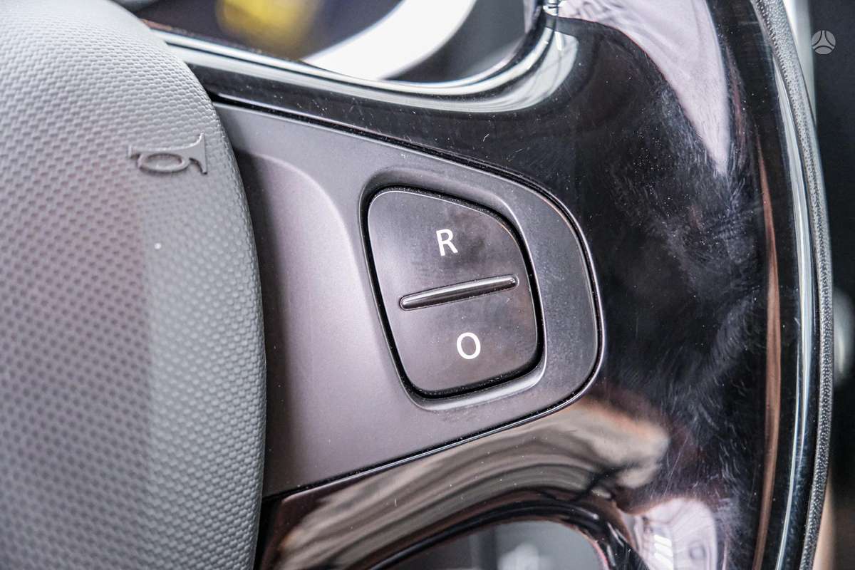 Renault Clio, 0.9 l., hatchback