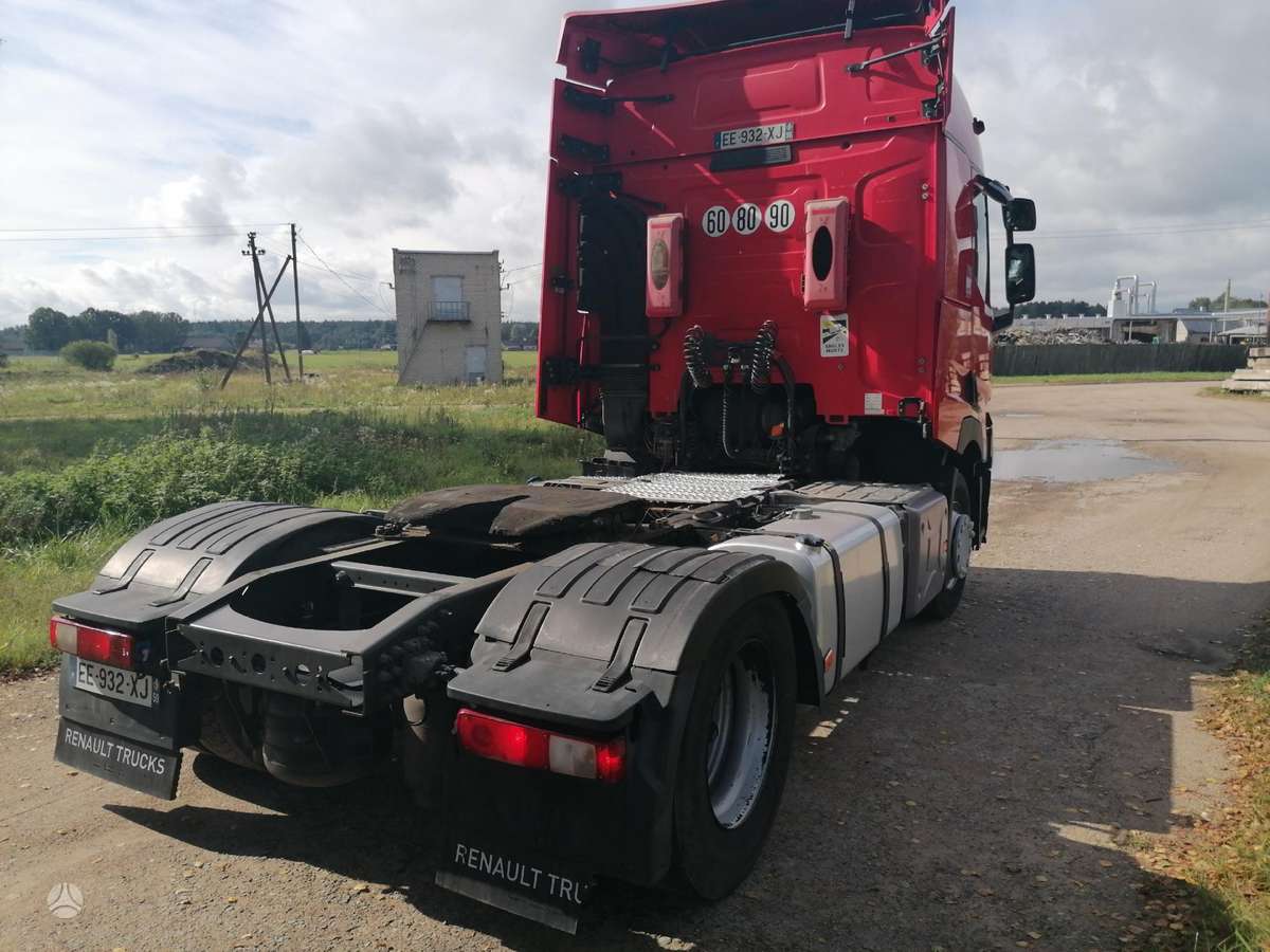 Renault T 460, 1 miegamoji vieta