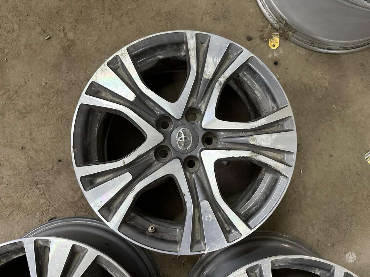 Toyota, light alloy, R17