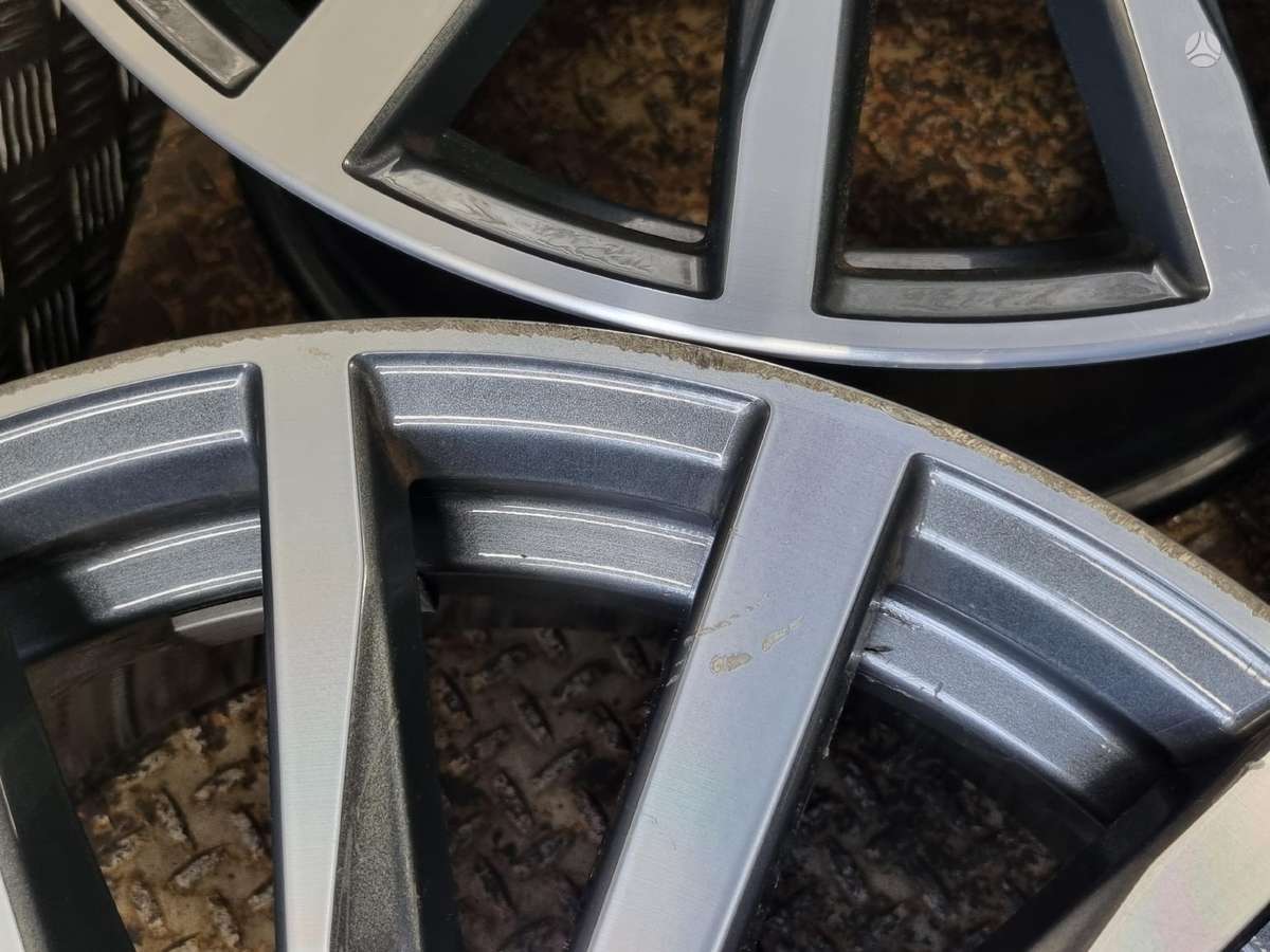 BMW 6856089, light alloy, R18