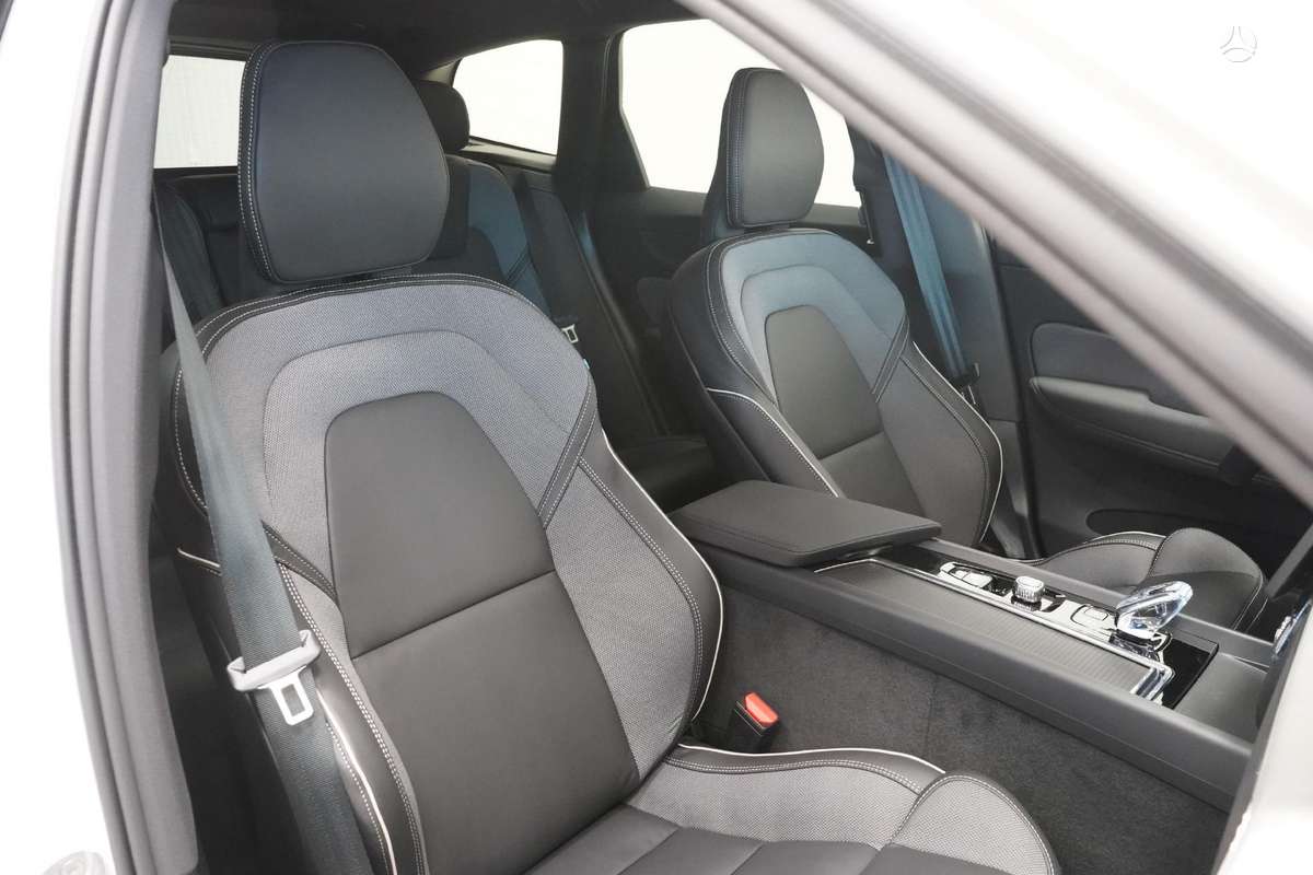 Volvo XC60 - 11