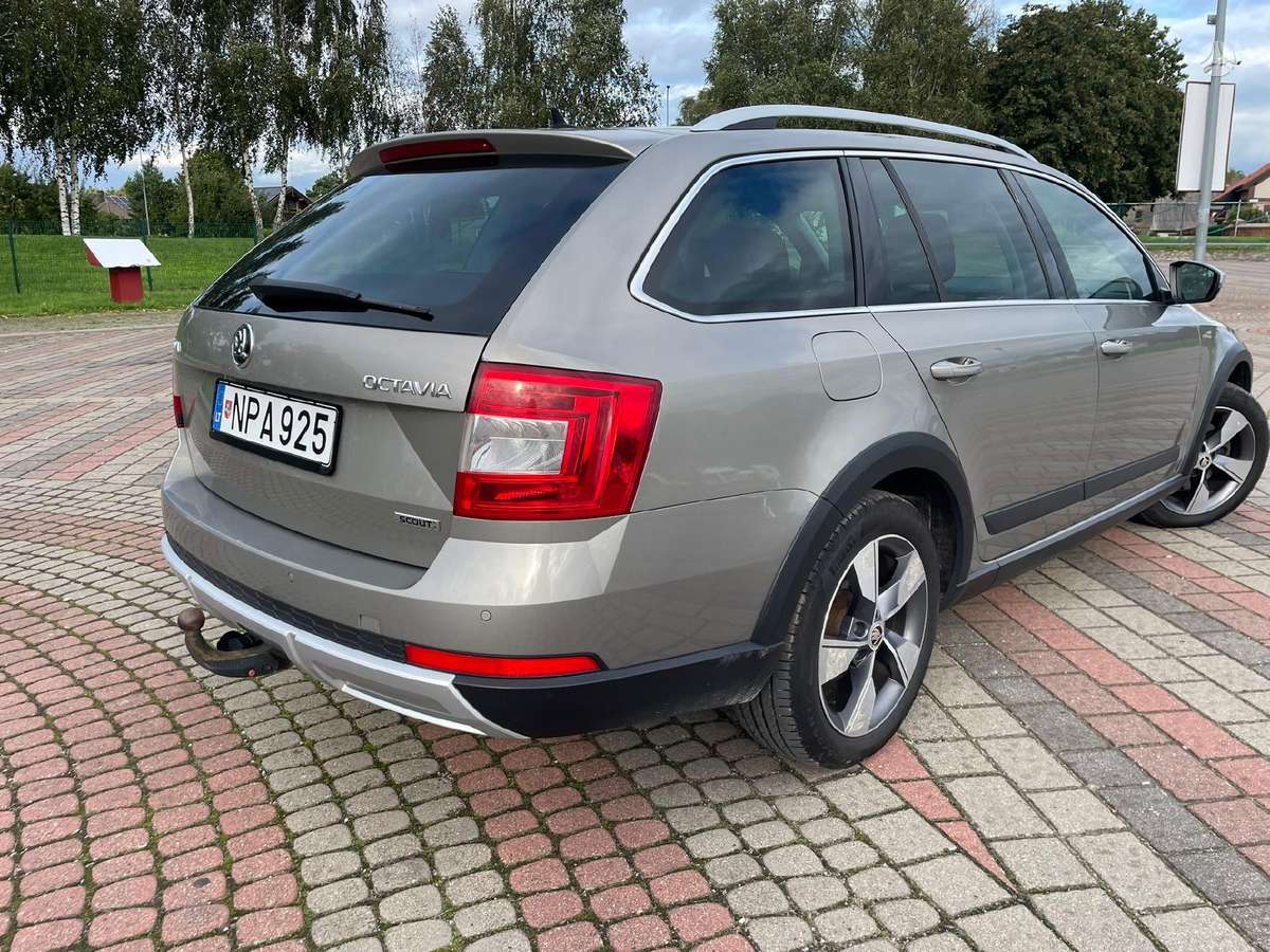 Skoda Octavia Scout, 2.0 l., Универсал