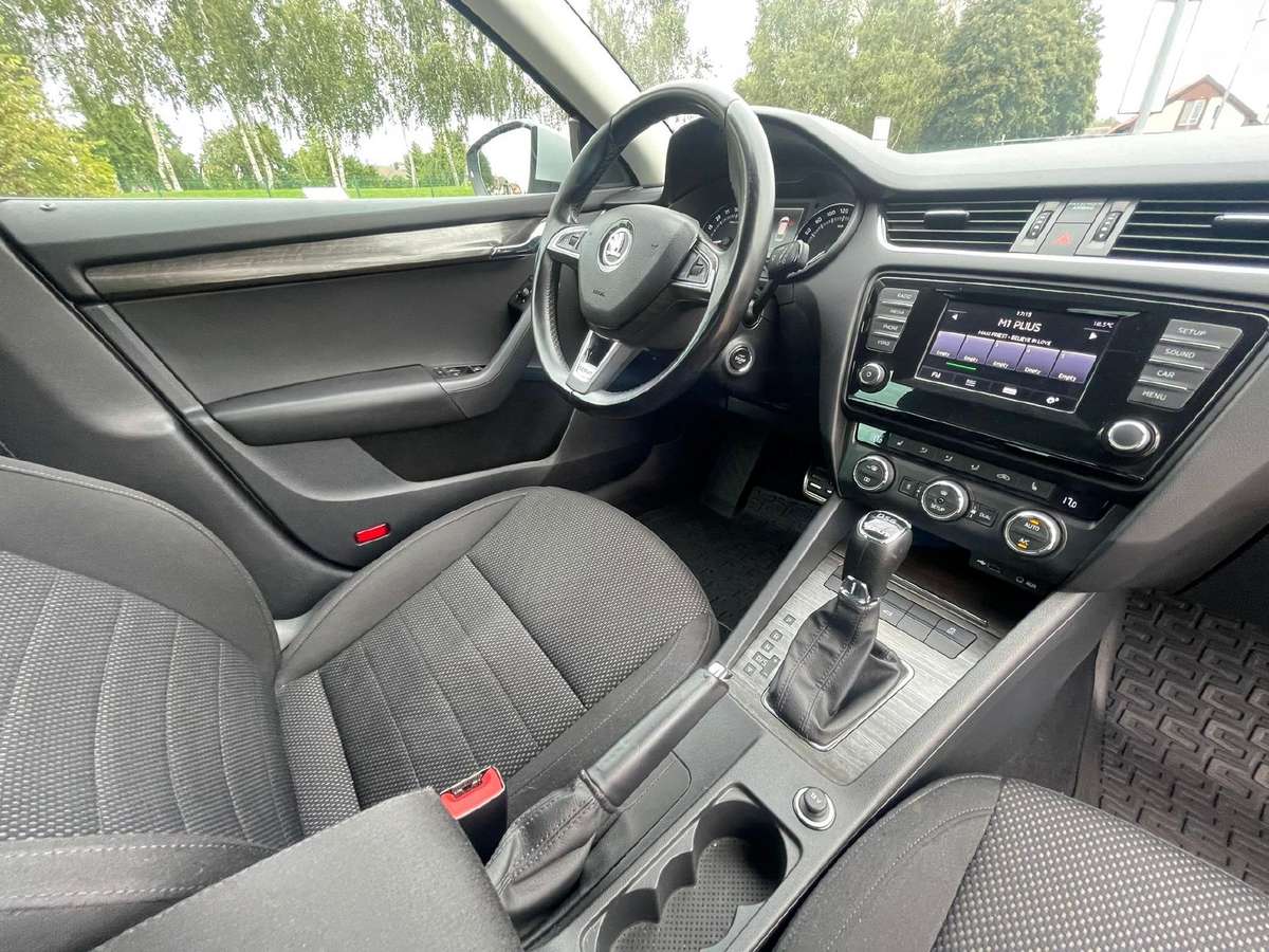 Skoda Octavia Scout, 2.0 l., Универсал