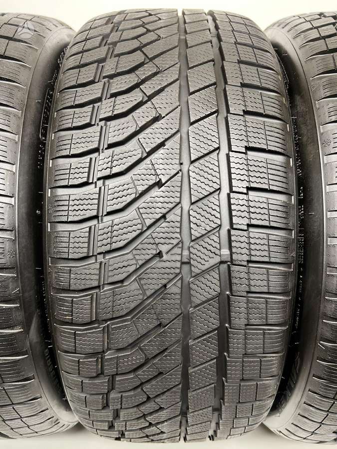 Falken EuroWinter HS02 PRO 2023m, winter 245/35 R19