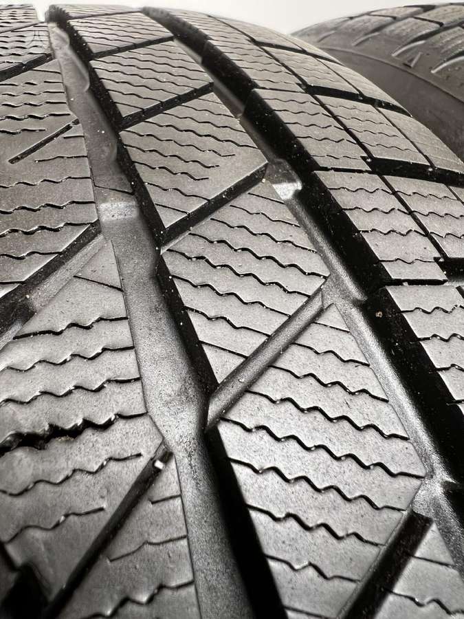 Falken EuroWinter HS02 PRO 2022m, winter 245/35 R19