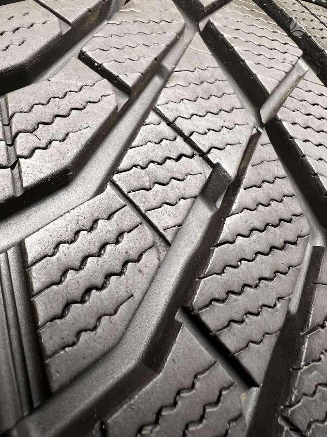 Falken EuroWinter HS02 PRO 2023m, winter 245/35 R19