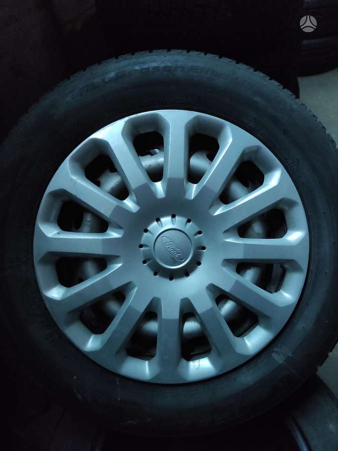 Ford, tērauda apzīmogoti, R15