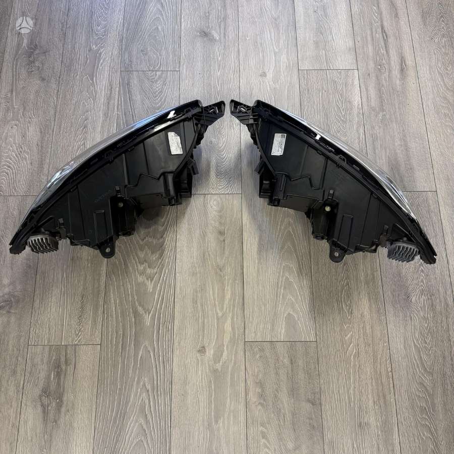 Volvo XC90 lights