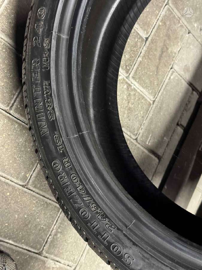 Pirelli WINTER SOTTOZERO W240, winter 245/40 R19