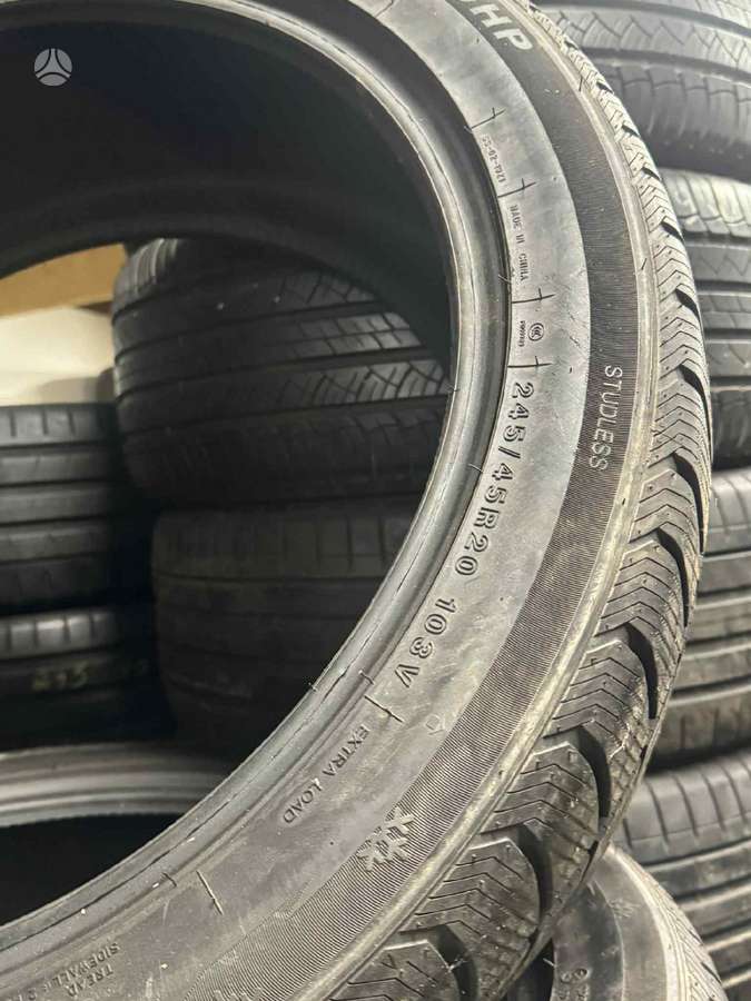Minerva FROSTRACK UHP | 2 VNT., winter 245/45 R20