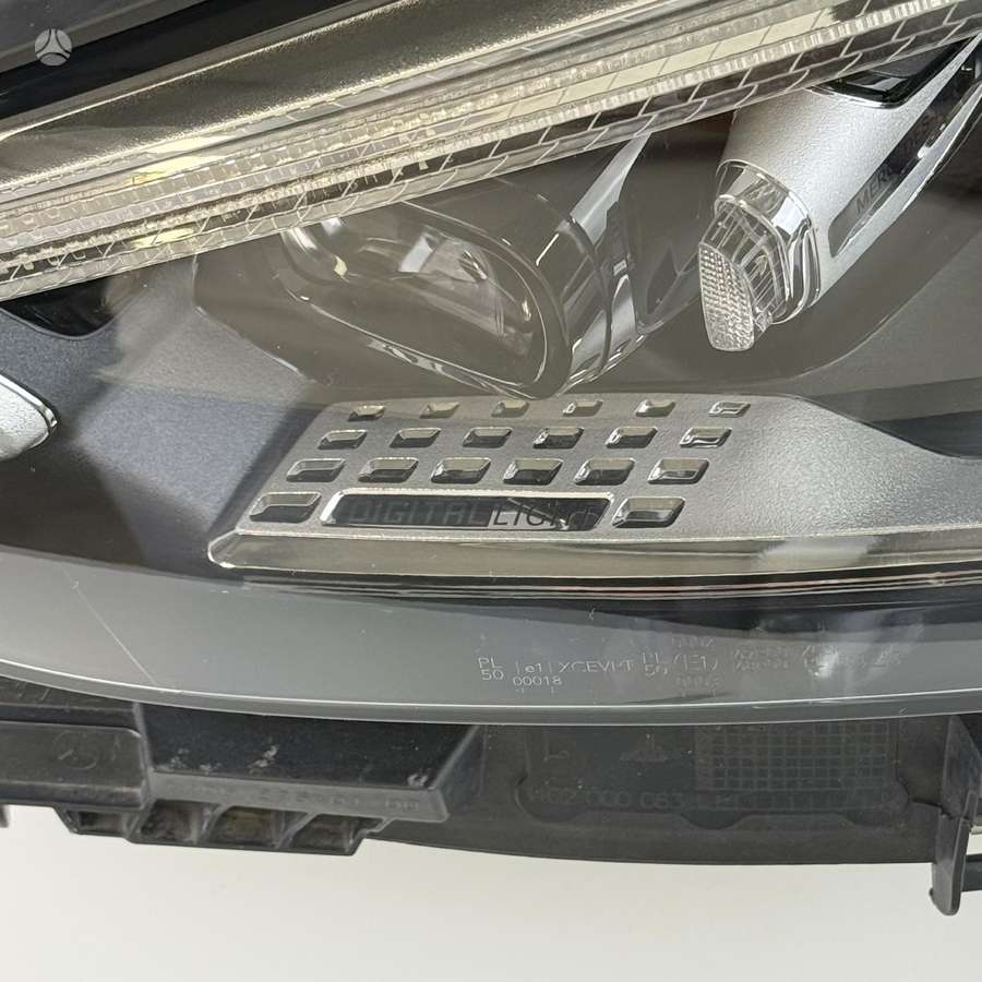 Mercedes-Benz C klasė lights