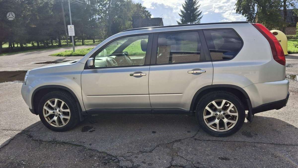 Nissan X-Trail dalimis
