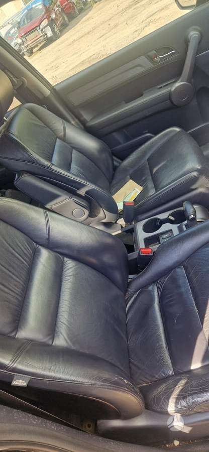 Honda CR-V rezerves daļās