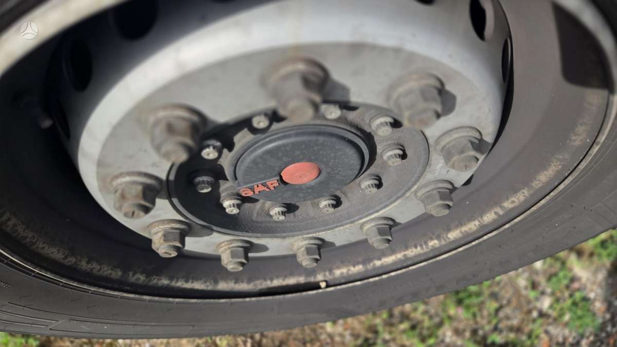 Kögel SN24, užuolaidinės / tentinės
