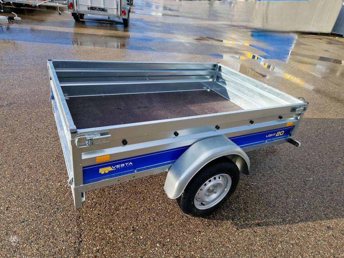 Vesta L20, passenger car trailers