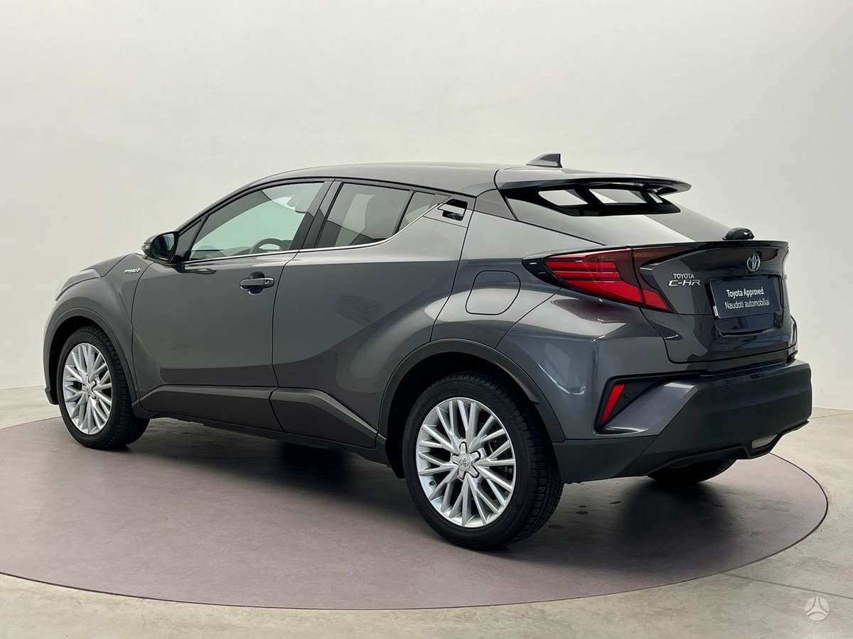 Toyota C-HR - 8