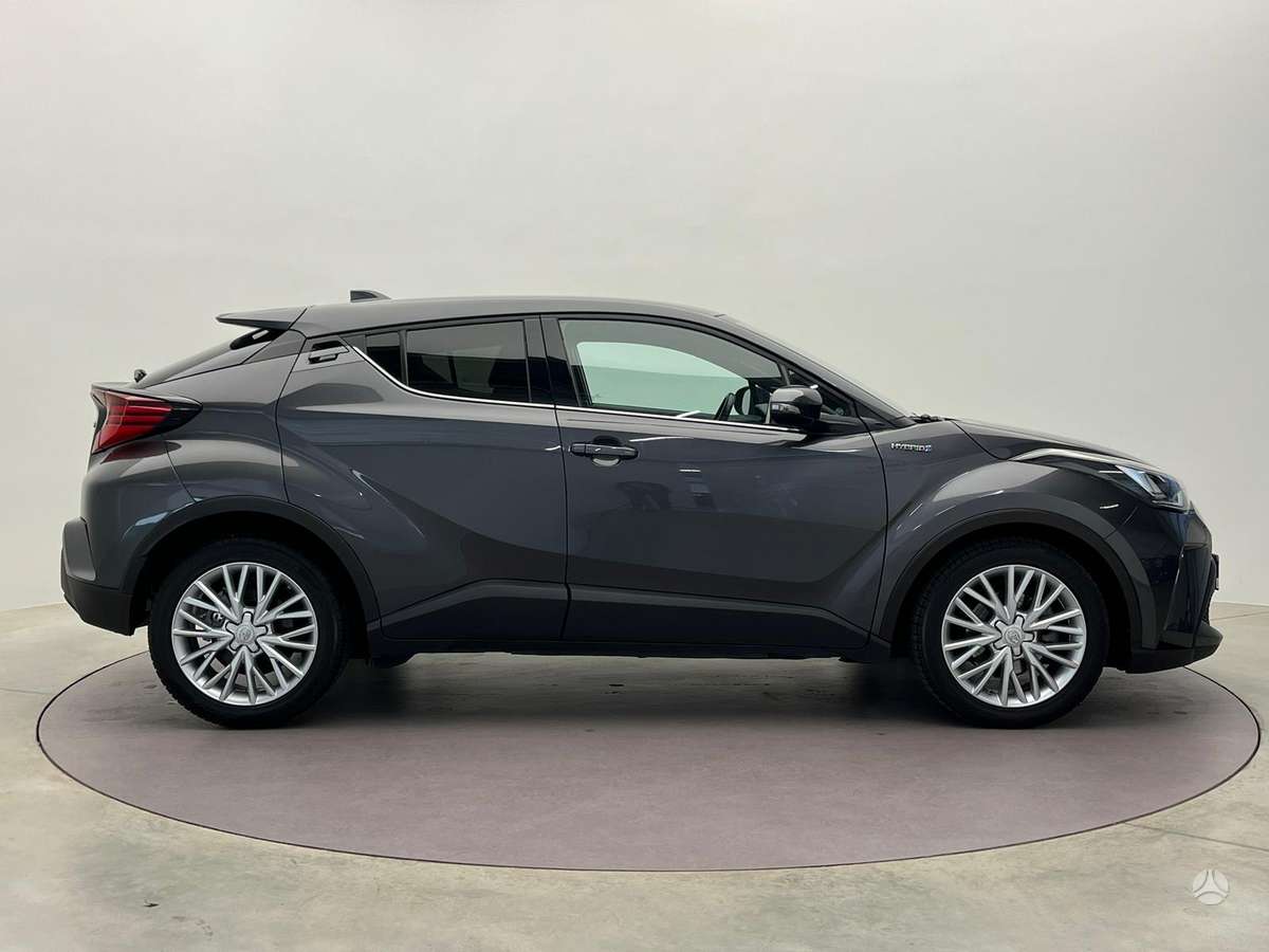 Toyota C-HR - 4