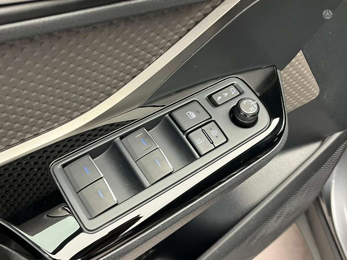 Toyota C-HR - 10