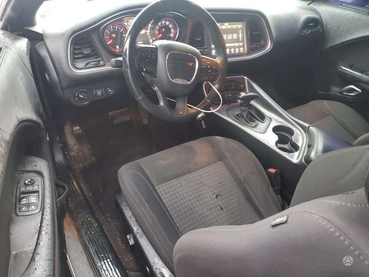 Dodge Challenger