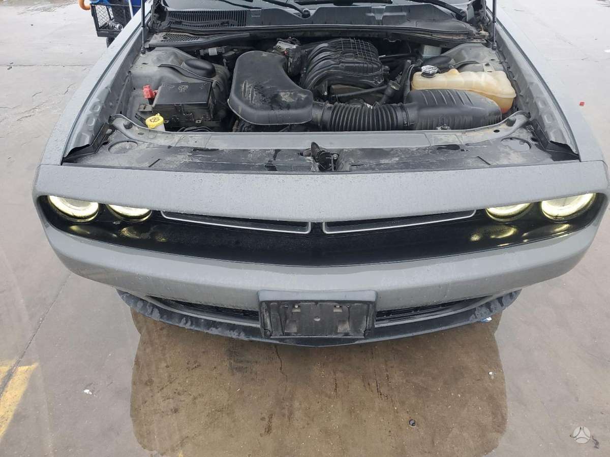 Dodge Challenger