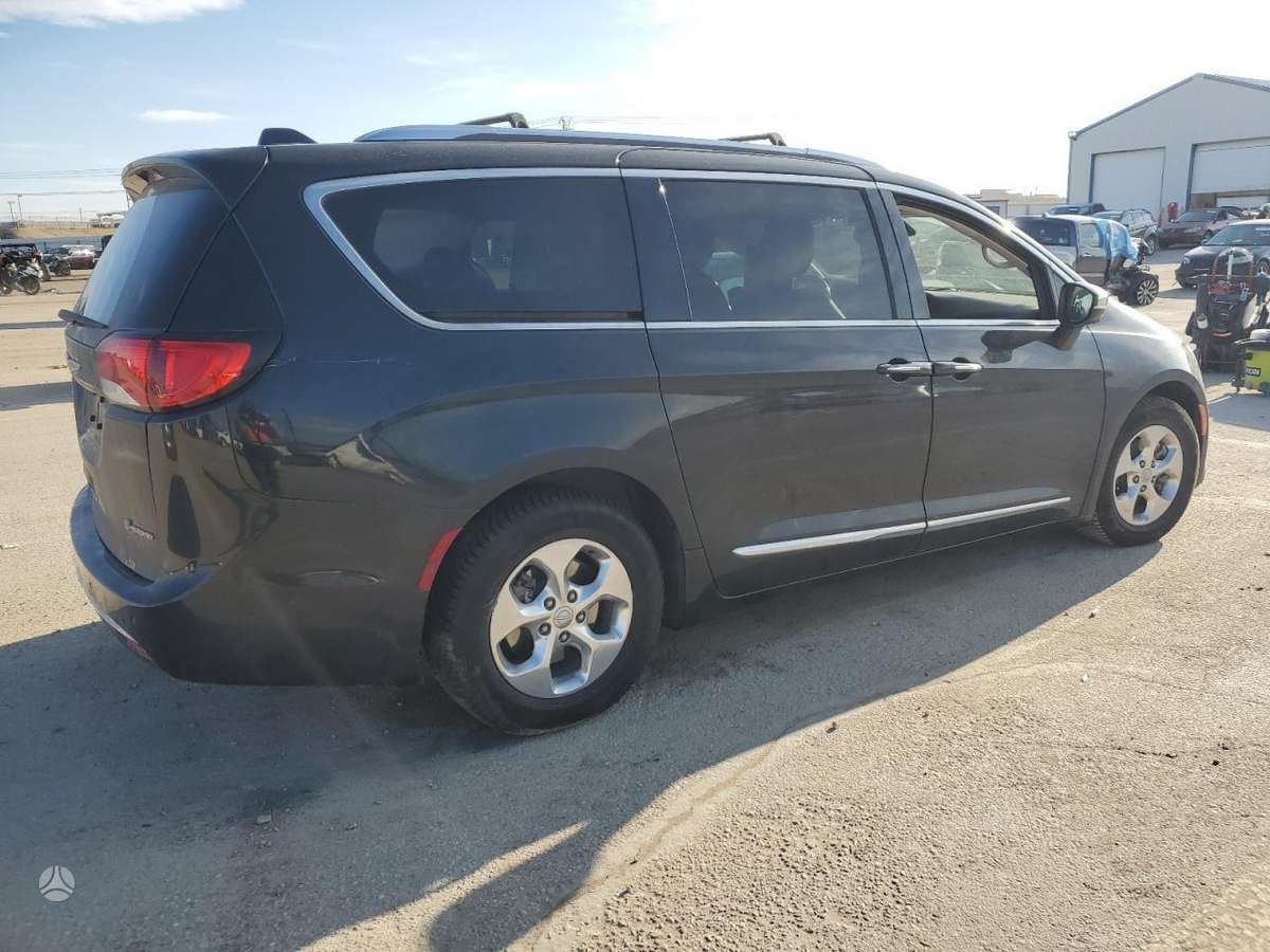 Chrysler Pacifica