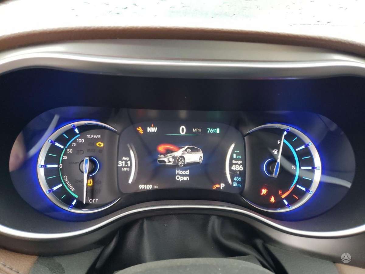 Chrysler Pacifica