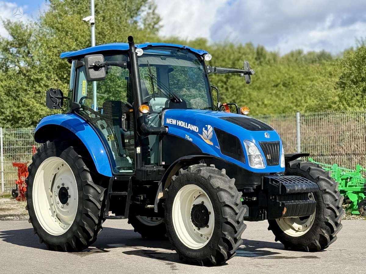 New Holland T-4.85, traktoriai